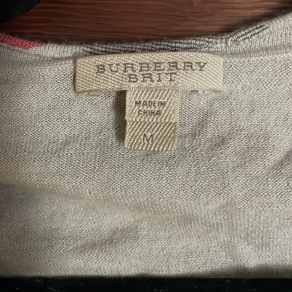 Burberry Cashmere Top - Picture 4 of 6